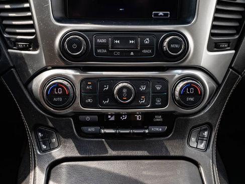 Used 2017 Chevrolet Tahoe Premier AWD/4WD image 39