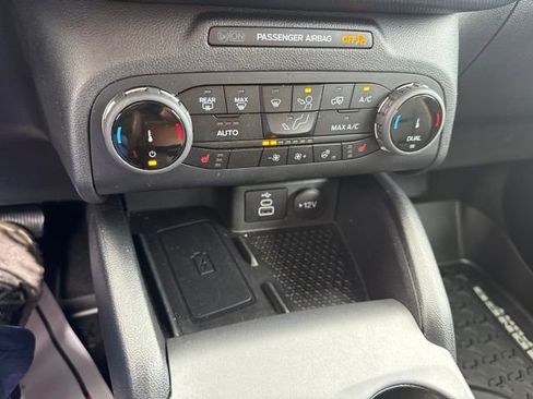 Used 2024 Ford Bronco Sport Outer Banks w/ Tech Package AWD/4WD image 31
