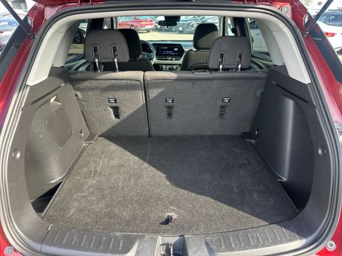 Used 2025 Chevrolet TrailBlazer LT image 29