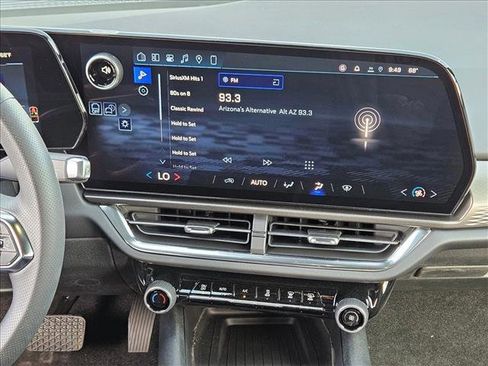 New 2026 Chevrolet Equinox EV LT image 12