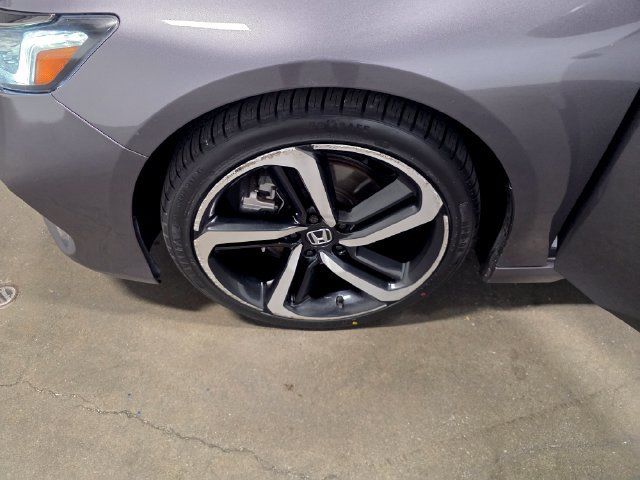Used 2018 Honda Accord Sport image 30