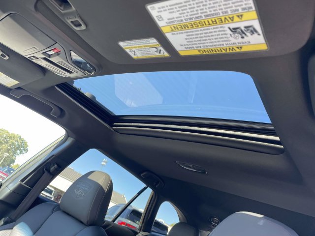 Used 2022 Subaru Outback Wilderness AWD/4WD image 19