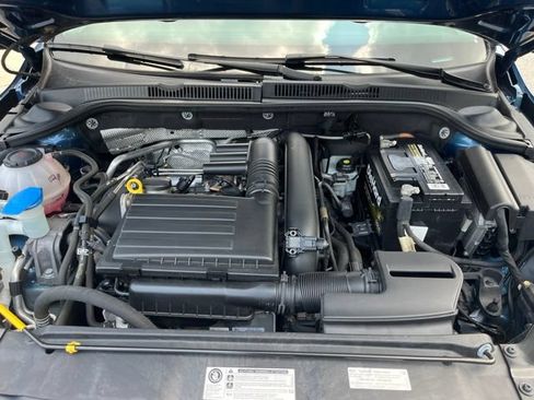 Used 2018 Volkswagen Jetta SE FWD image 33
