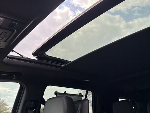 Used 2021 Chevrolet Tahoe LT w/ Rear Media and Nav Package image 11