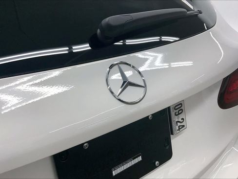 Certified 2022 Mercedes-Benz GLC 300 image 30