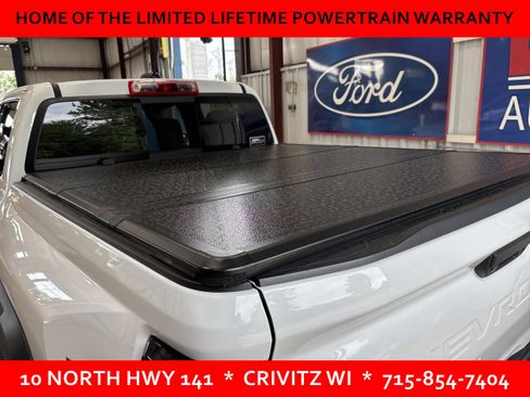 Used 2024 Chevrolet Colorado Trail Boss w/ LPO, Dark Essentials Package AWD/4WD image 7