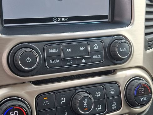 Used 2017 GMC Yukon Denali w/ Open Road Package AWD/4WD image 18
