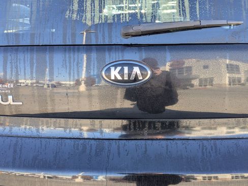 Used 2016 Kia Soul image 13