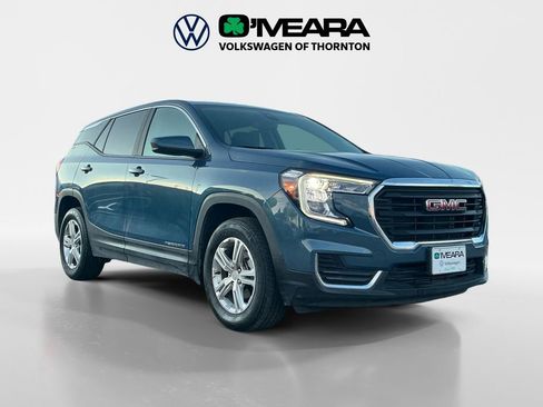 Used 2024 GMC Terrain SLE image 7