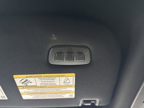 Used 2024 Ford F350 Platinum image 35