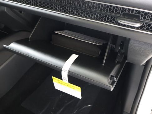 New 2026 Honda HR-V EX-L image 22