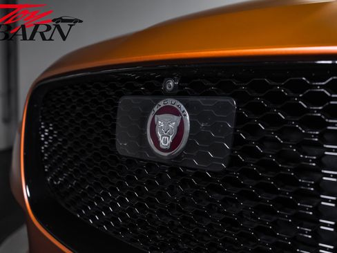 Used 2020 Jaguar F-PACE SVR AWD/4WD image 10