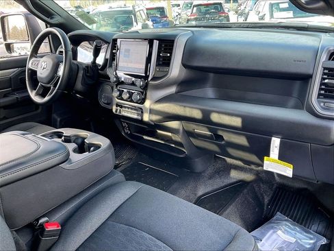 New 2026 RAM 5500 Tradesman w/ Chrome Appearance Group image 10