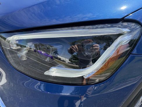 Used 2022 Mercedes-Benz GLC 300 4MATIC image 9