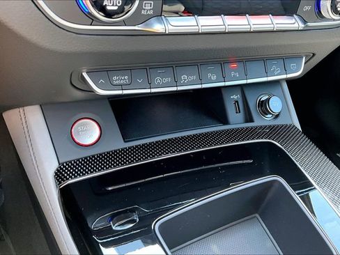 Certified 2024 Audi SQ5 Prestige image 29