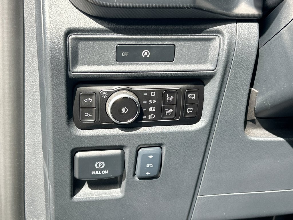 Used 2025 Ford F150 Raptor AWD/4WD image 12