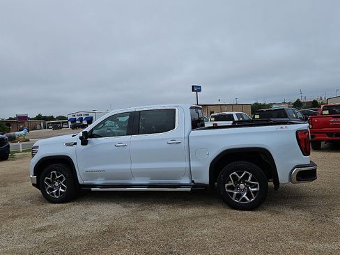 New 2026 GMC Sierra 1500 SLT w/ SLT Premium Plus Package AWD/4WD image 2