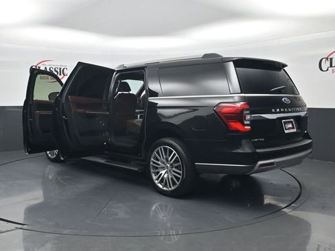 Used 2022 Ford Expedition Max Limited image 33