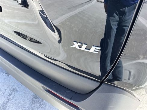 Used 2024 Toyota RAV4 XLE Premium image 25