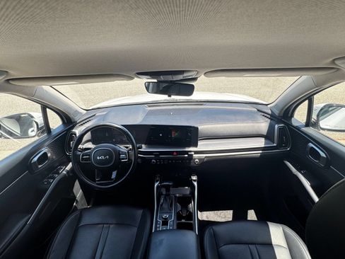 Used 2024 Kia Sorento S FWD image 36