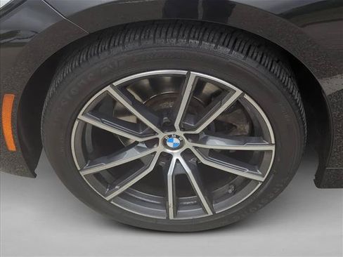 Used 2021 BMW 330i Sedan w/ Convenience Package RWD image 24