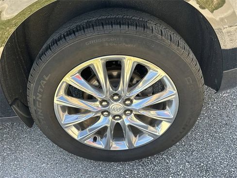 Used 2018 Buick Enclave Premium w/ Experience Buick Package image 10