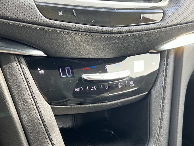 Certified 2024 Cadillac XT5 Luxury w/ LPO, Floor Liner Package AWD/4WD image 22