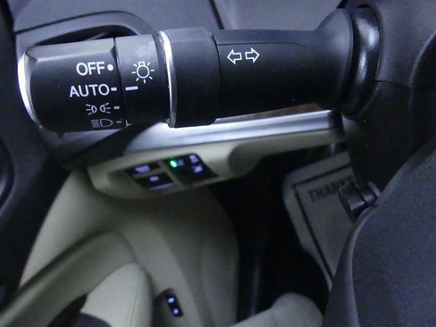 Used 2020 Acura MDX SH-AWD image 16