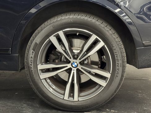 Used 2023 BMW X7 xDrive40i w/ M Sport Package image 17