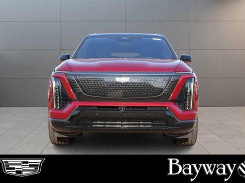 New 2026 Cadillac Vistiq Sport image 9