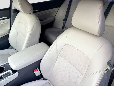 Used 2024 Nissan Altima 2.5 SL image 22