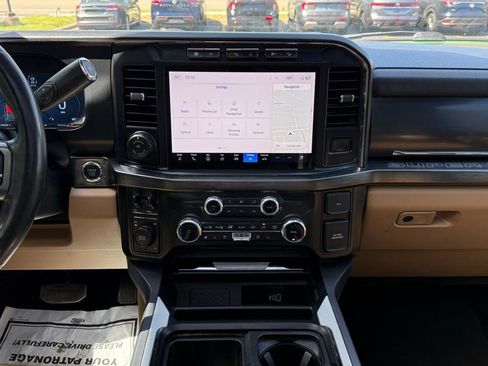 Used 2024 Ford F350 Lariat w/ Lariat Ultimate Package AWD/4WD image 16