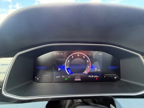 Used 2026 Volkswagen Jetta SE FWD image 12