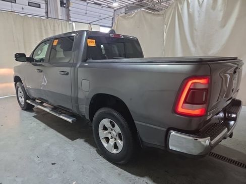 Used 2022 RAM 1500 Big Horn AWD/4WD image 2