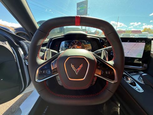 Used 2025 Chevrolet Corvette Stingray Coupe w/ 1LT image 20