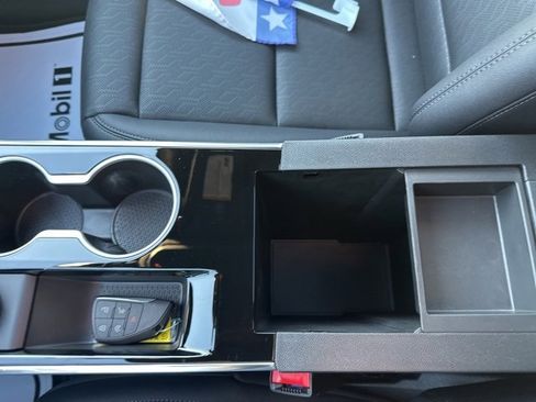 New 2026 Chevrolet Equinox LT w/ Convenience Package II image 45