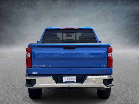 Used 2024 Chevrolet Silverado 1500 LT w/ Safety Package AWD/4WD image 3
