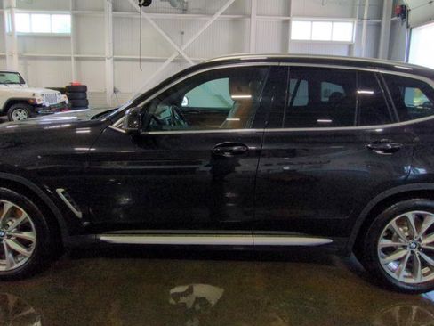 Used 2018 BMW X3 xDrive30i w/ Convenience Package AWD/4WD image 2