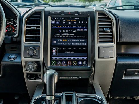 Used 2020 Ford F150 Raptor w/ Equipment Group 802A Luxury AWD/4WD image 23