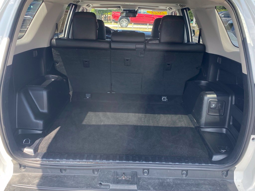 Used 2021 Toyota 4Runner Venture w/ Moonroof Package AWD/4WD image 9