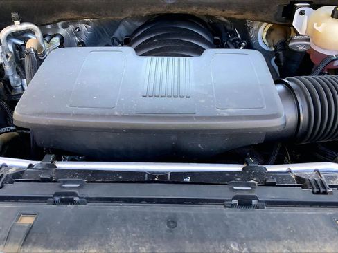 Used 2023 GMC Yukon SLT AWD/4WD image 33