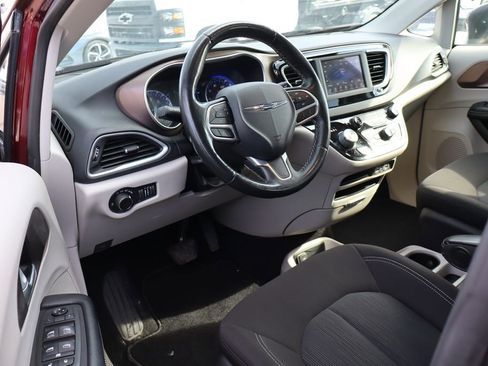 Used 2021 Chrysler Voyager LX w/ Cold Weather Group image 10