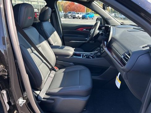 New 2026 Chevrolet Traverse Z71 w/ Enhanced Driving Package image 9