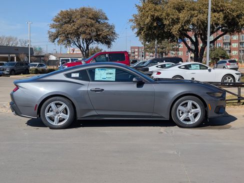 New 2026 Ford Mustang Coupe image 3