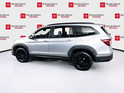 Used 2022 Honda Pilot TrailSport image 7