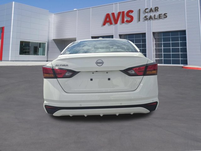 Used 2025 Nissan Altima 2.5 SV FWD image 6