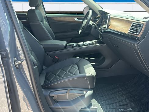 New 2026 Volkswagen Atlas SE AWD/4WD image 11