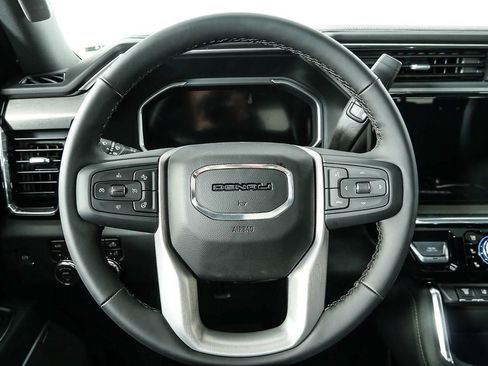 New 2026 GMC Sierra 2500 Denali w/ Denali Reserve Package image 10