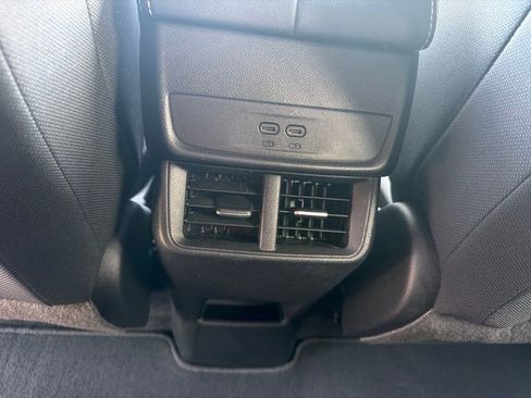 Used 2025 GMC Terrain Elevation AWD/4WD image 28