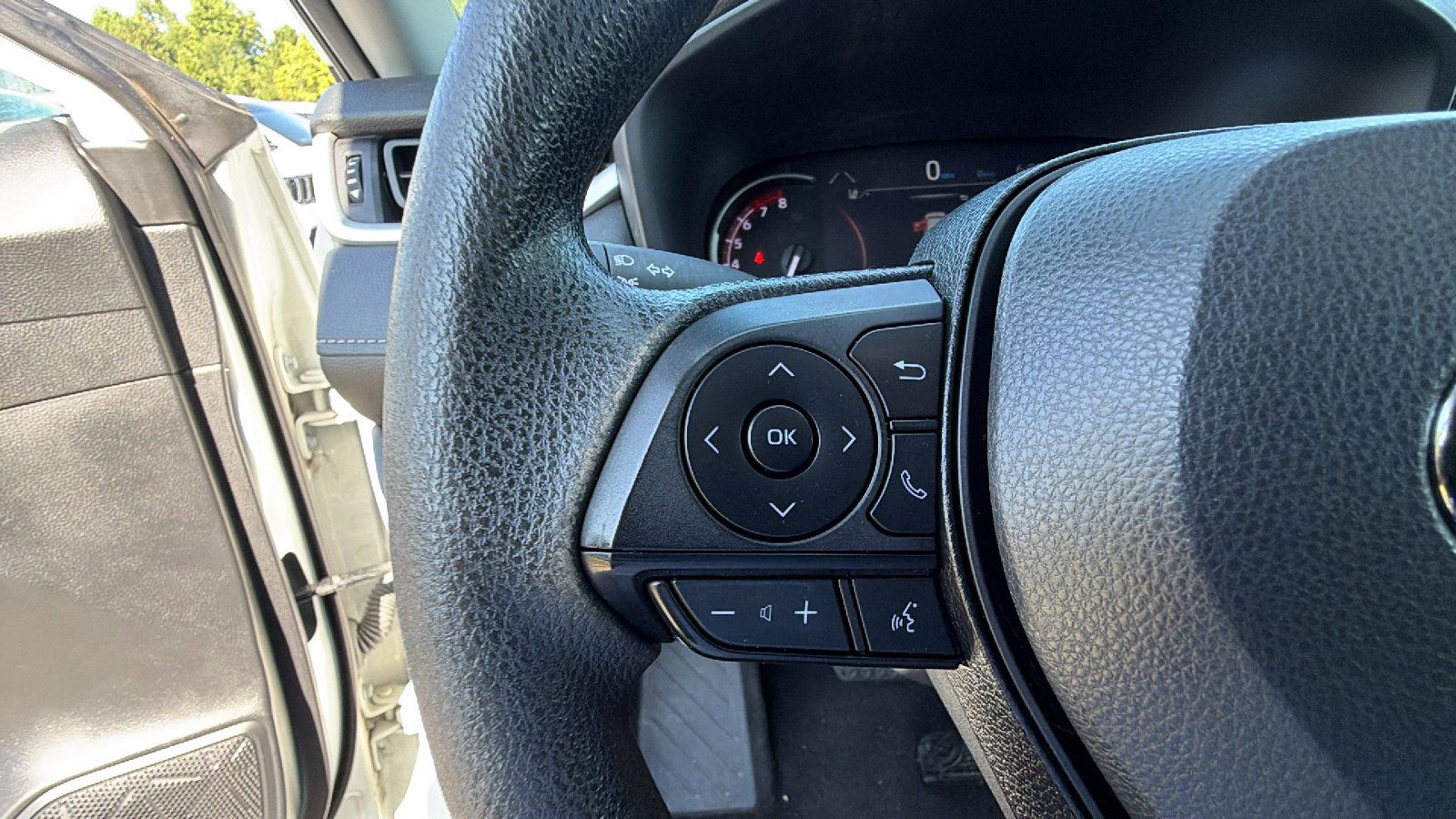 Used 2023 Toyota RAV4 LE FWD image 26